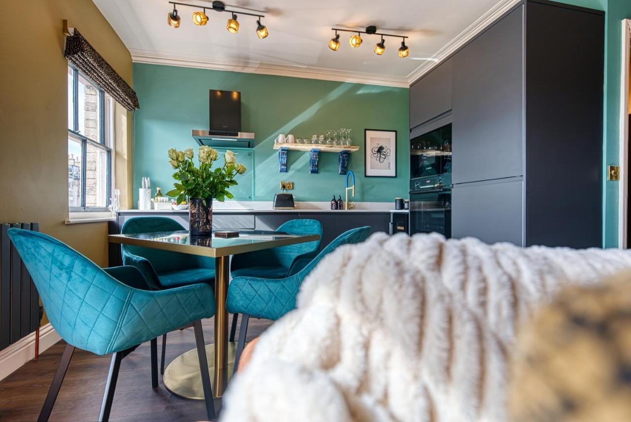 Casa Del Artista - Luxury Apartments, Whitby Extérieur photo