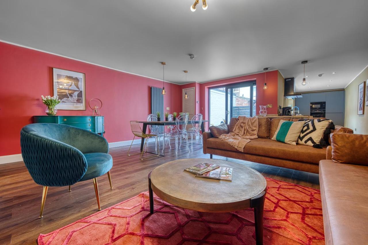 Casa Del Artista - Luxury Apartments, Whitby Extérieur photo